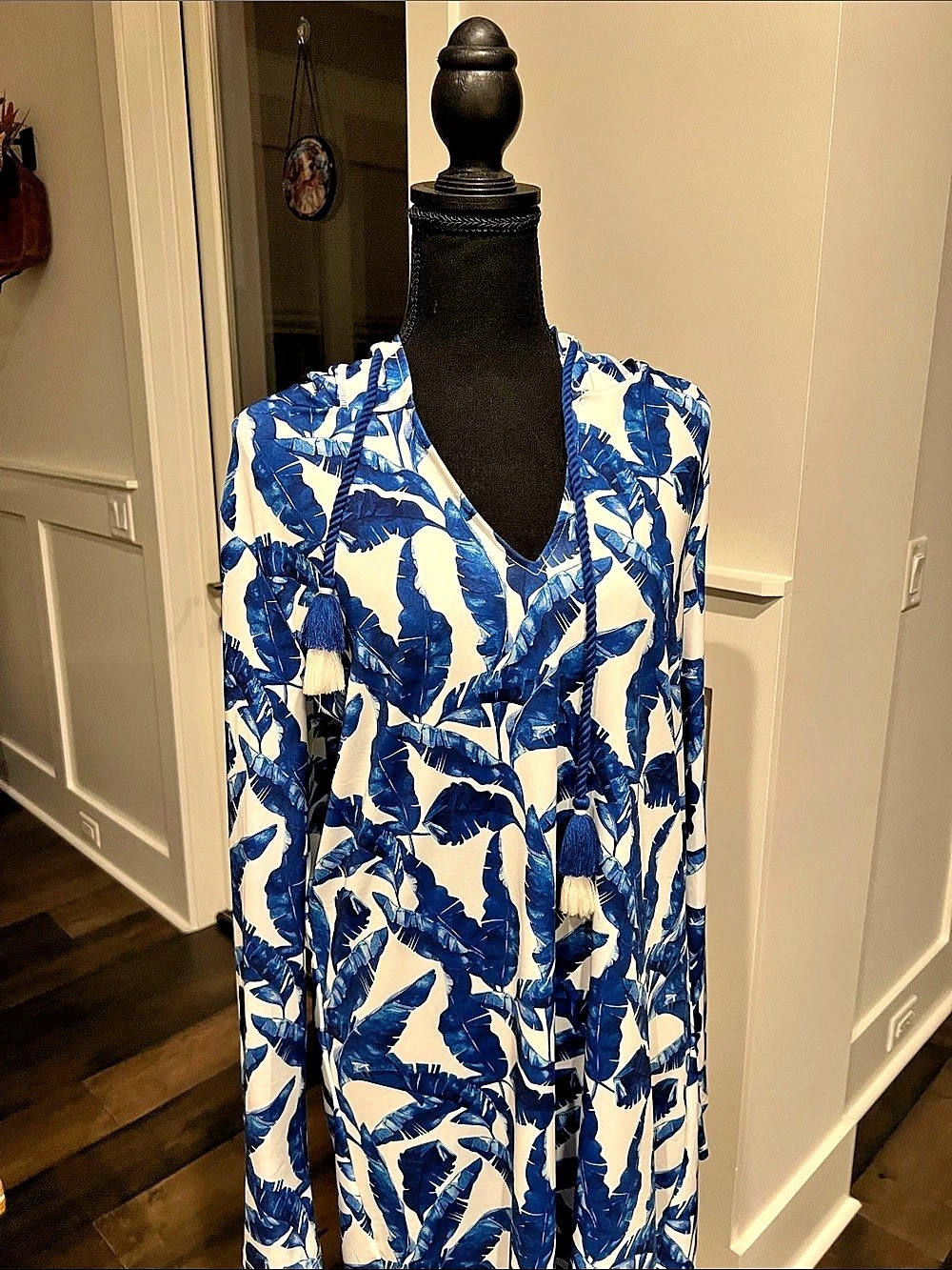 Cabana Life Floral Hooded Cover-Up in Blue & White Size Large NWT